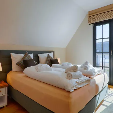 Reetland Am - Luxus Reetdachvilla Mit 3 Schlafzimmern, Sauna Und Kamin F20 Сasa de vacaciones Dranske