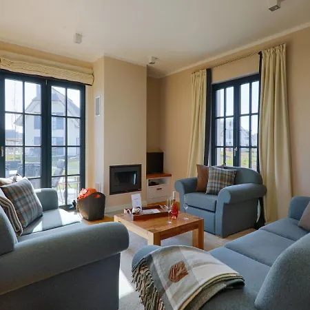 Ferienhaus Reetland Am - Luxus Reetdachvilla Mit 3 Schlafzimmern, Sauna Und Kamin F20 Dranske