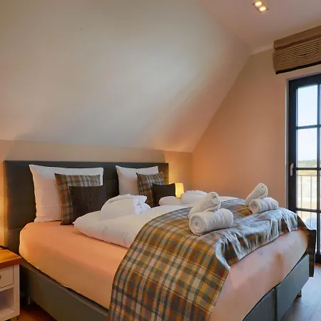Reetland Am - Luxus Reetdachvilla Mit 3 Schlafzimmern, Sauna Und Kamin F20 Casa de Férias *